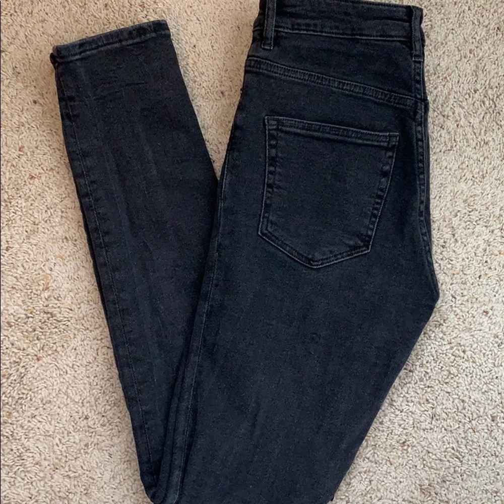 H&M DIVIDED high waisted black jeans